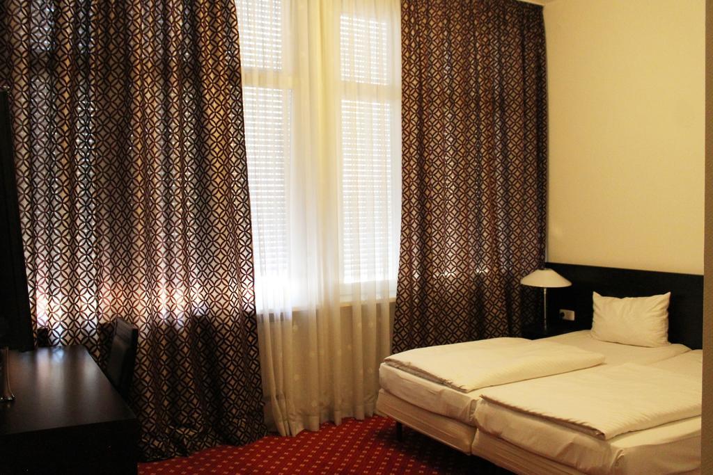 Aariana Hotel Offenbach am Main Exterior photo